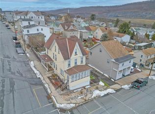 186 1st St, Coaldale, PA 18218
