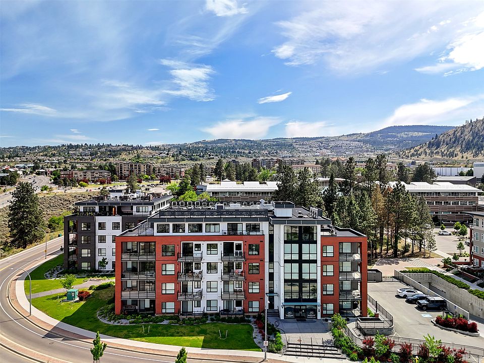 1st image of 875 University Dr #207