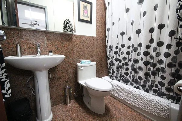 Rented by Dynamik Realty | media 22