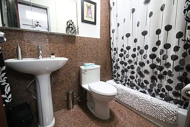 Rented by Dynamik Realty