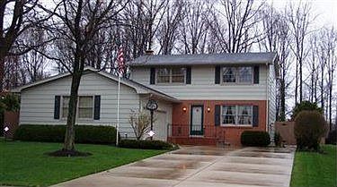 1st image of 1078 Susan Ln