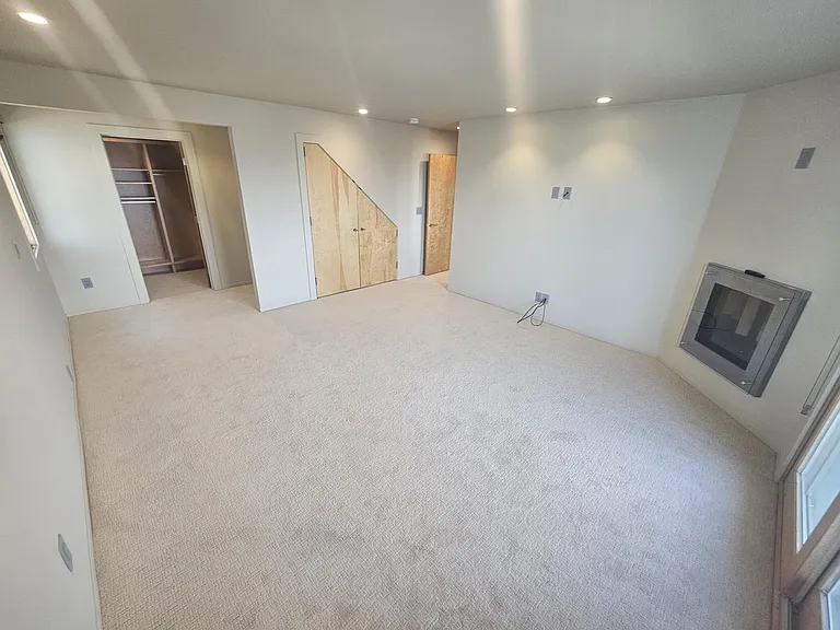 2335 Nutmeg Ave — Photo 23