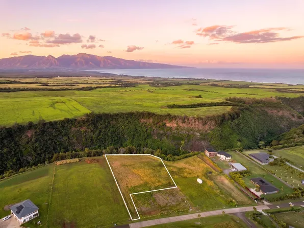 1022 Auwaha Pl Unit A, Haiku, HI 96708