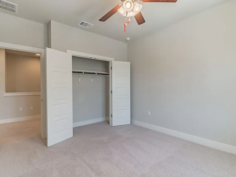 13800 Lyndhurst St #221 — Photo 37