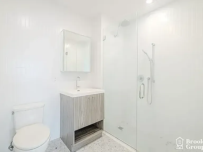 101-19 Rockaway Beach Blvd #2L — Photo 8