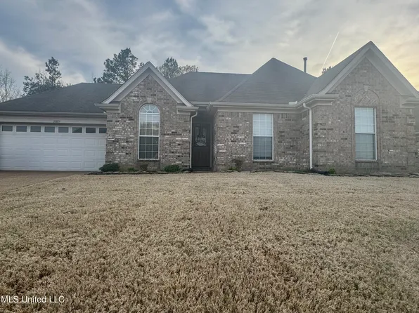 10819 Lexington Dr, Olive Branch, MS 38654
