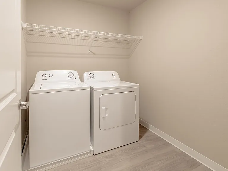 Abbey Creek Apartments — Photo 26