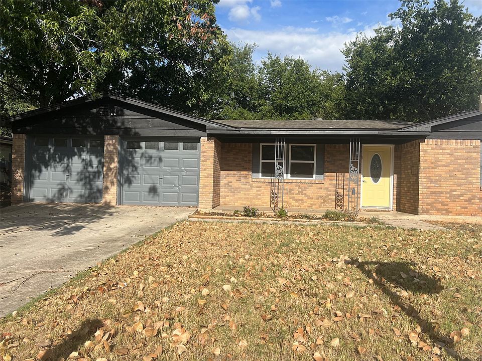 1st image of 3916 Lakewood Dr