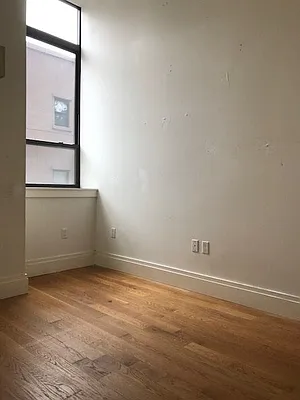 Rented by Simply Brooklyn Realty Inc | media 27