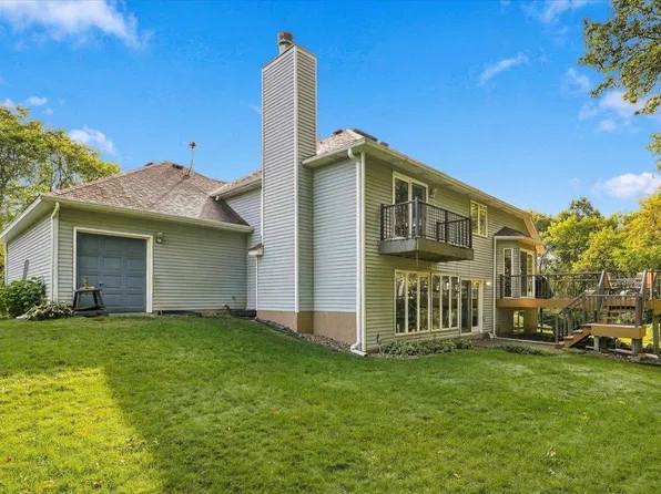 1579 Mary St N, Maplewood, MN 55119