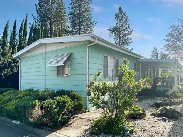 10102 Forest Springs Dr, Grass Valley, CA 95949