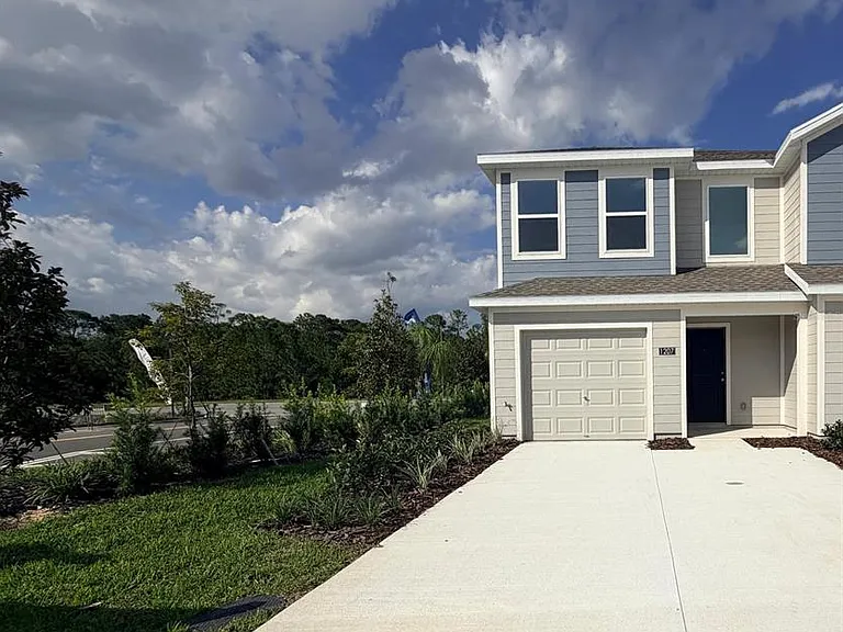 1207 Orion St — Photo 2