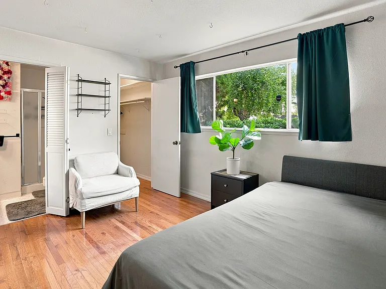 1408 W Latimer Ave #1 — Photo 12