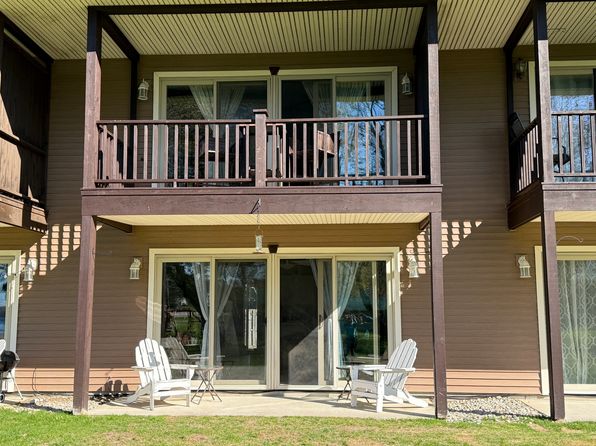 317 N Lake St #4