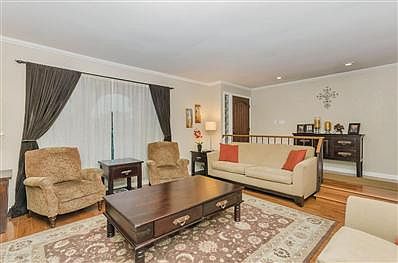 4th image of 8813 N 85th Ct