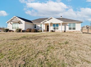 164 Spring Creek Cir, Paradise, TX 76073