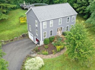 8 Berry Corner Rd, Charlton, MA 01507