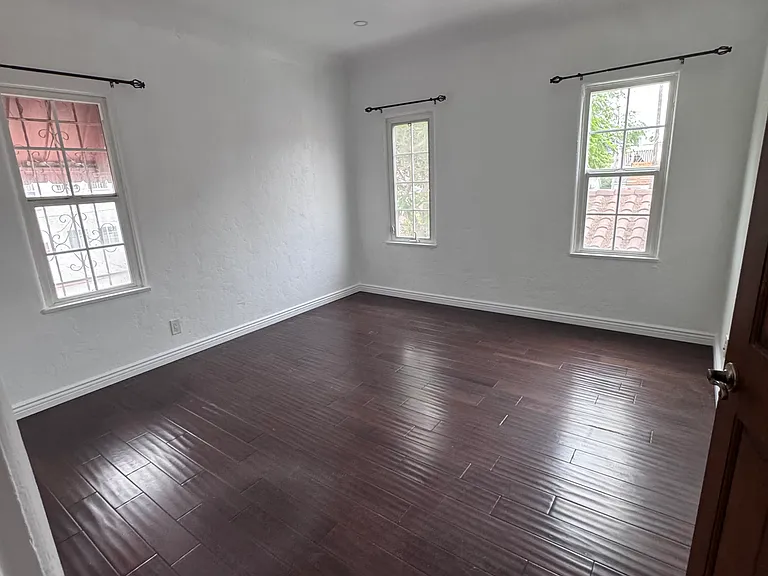 1609 Ellsmere Ave — Photo 21