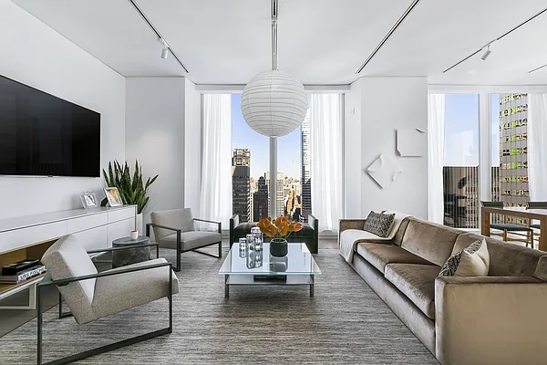 Sold by Compass | media 25