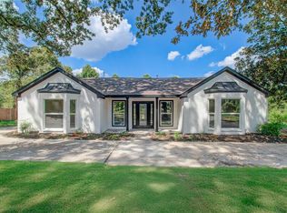 1602 Baker Dr, Tomball, TX 77375