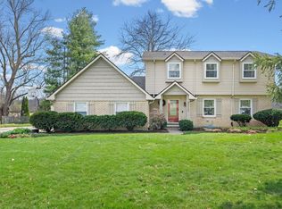 2033 Old Oak Dr, West Lafayette, IN 47906