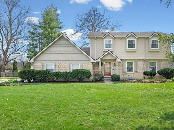 2033 Old Oak Dr, West Lafayette, IN 47906