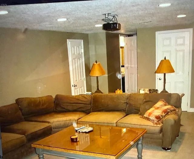 2258 E Vimont Ave — Photo 3