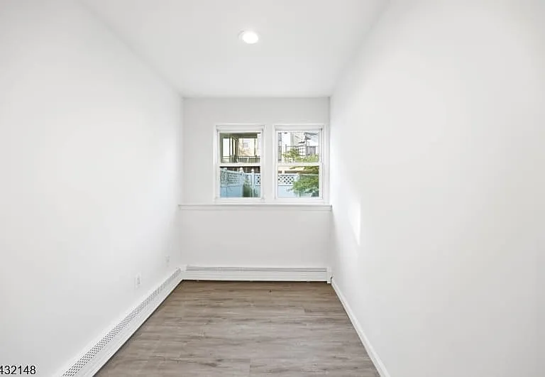 89 Ferry St #2 — Photo 12