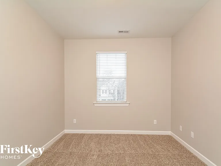 2123 Gillwell Ln — Photo 11