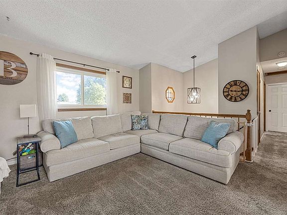 5th image of 835 Prospect Ct