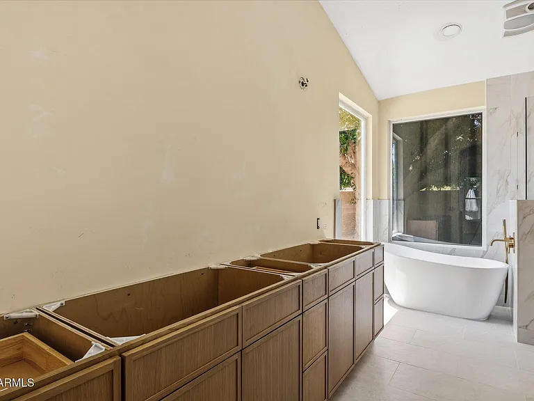 5761 W Park Ave — Photo 20