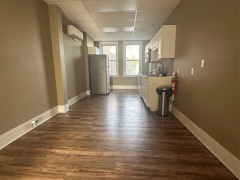 19 North St #1 — Photo 2