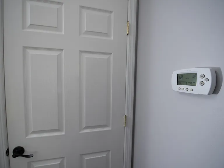 4731 Beach 47 St #2 — Photo 90