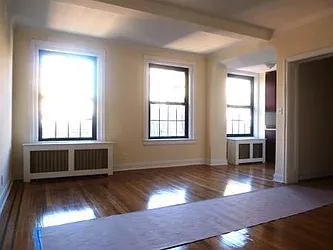 Rented by Siderow Residential Group