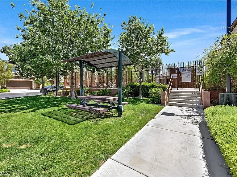 10187 Palazzo Marcelli Ct — Photo 25