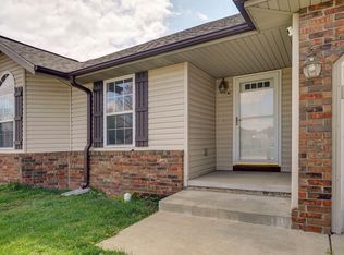 419 N Butternut Rd, Republic, MO 65738