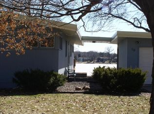 16 E Golden Lake Rd, Circle Pines, MN 55014