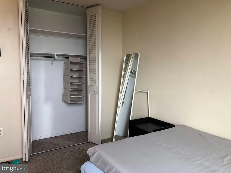 1 E University Pkwy #1001 — Photo 20