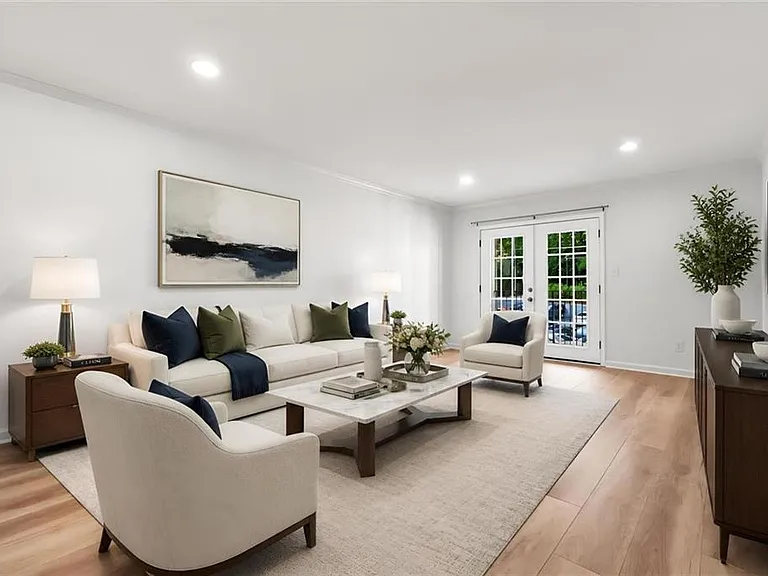5095 Roswell Rd #209 — Photo 9