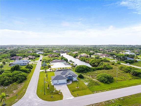 5th image of 10056 Kingsville Dr