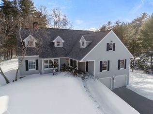 71 Philip St, Medfield, MA 02052