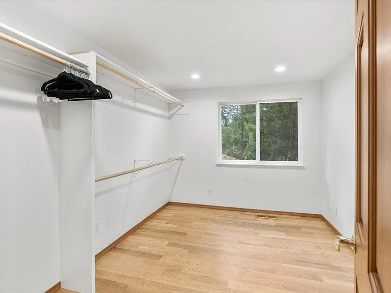 101 Point Fosdick Cir NW — Photo 27