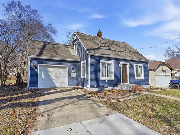 3rd image of 608 Park St
