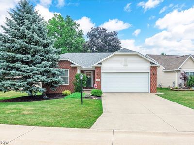 6073 Creekside Dr, Parma Heights, OH, 44130