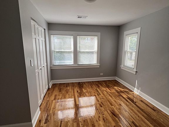 4th image of 3453 N Narragansett Ave #2