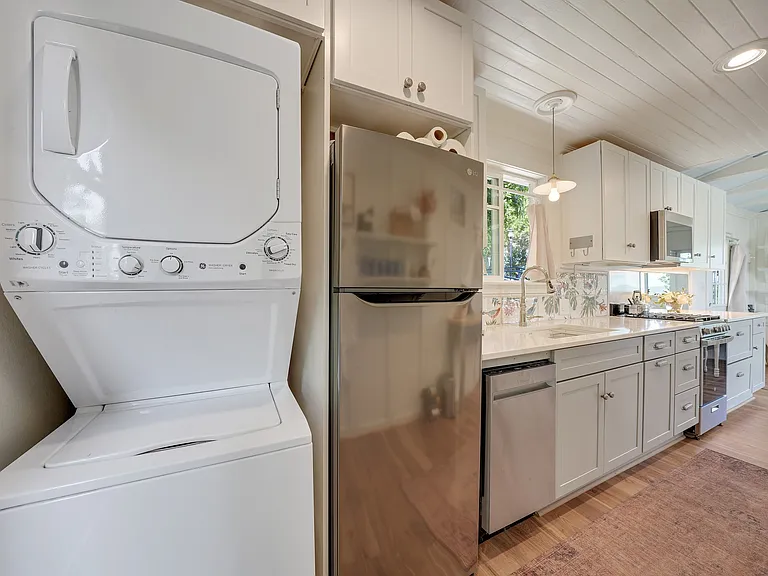 95 Mistletoe Ln #A — Photo 11
