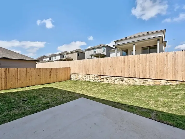 House Finch Dr — Photo 13