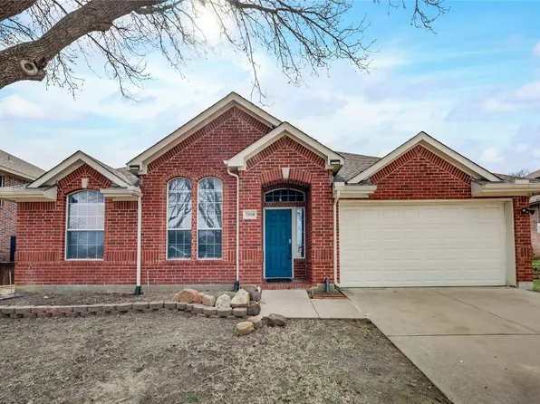 2808 Warwick Dr, Corinth, TX 76210