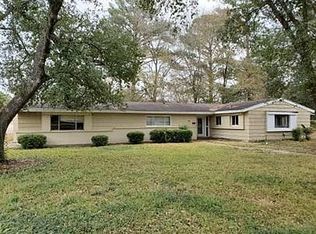 584 N Canton Club Cir, Jackson, MS 39211