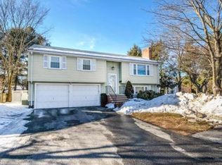 1 Stockdale Rd, Needham, MA 02492